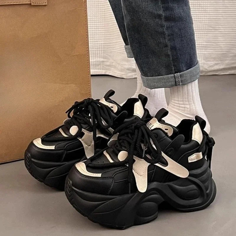 Chaussures à lacets à plateforme haute pour femmes, offres, nouveauté 2025, chaussures vulcanisées légères et bon marché, chaussures décontractées élégantes pour femmes