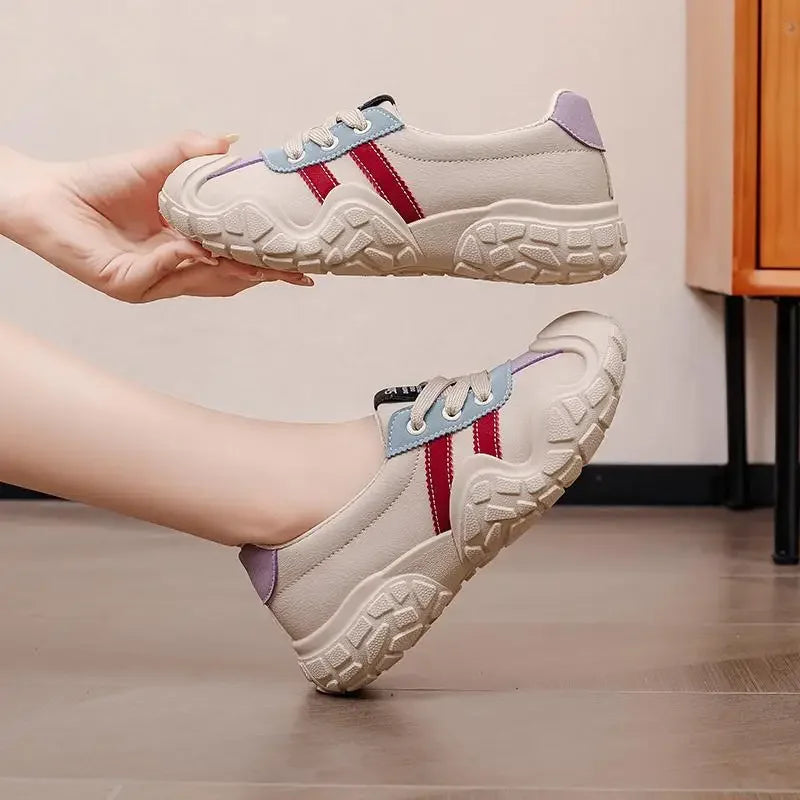 Chaussures de sport à lacets pour femmes, chaussures vulcanisées originales pour la routine quotidienne, en solde, offres de chaussures de marche de luxe de créateur, pointure 39 pour femmes