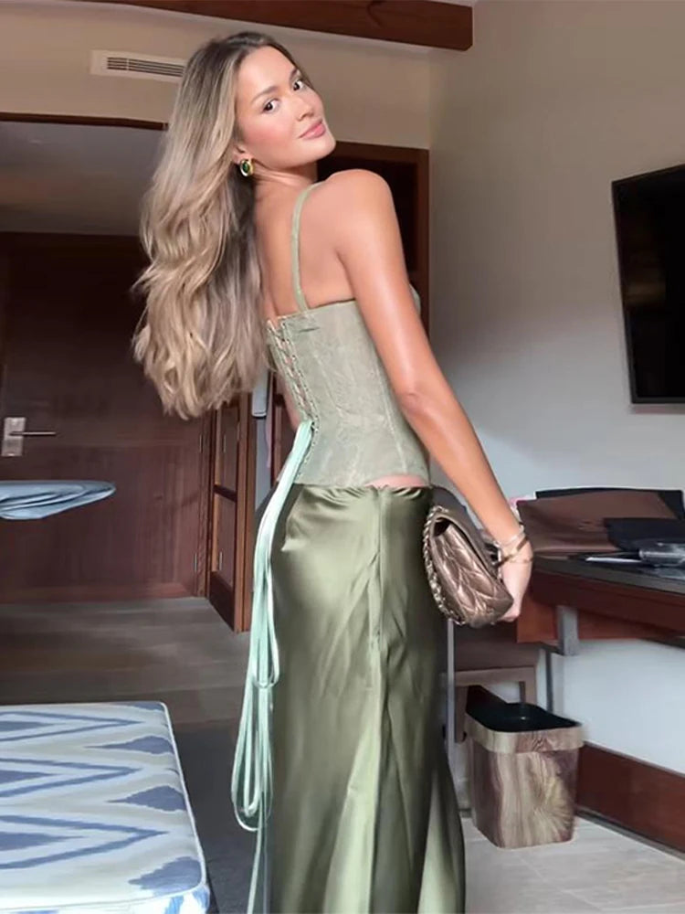 Ensemble jupe en satin tendance pour femme, chic, sans manches, dos nu, à lacets, slim, couleur unie, maxi, tenue de soirée, nouvelle collection été 2025