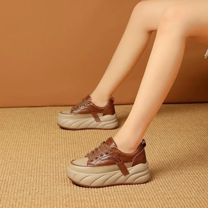 Chaussures basses en cuir pour femmes, baskets compensées rétro coréennes, à lacets, antidérapantes, décontractées, pour étudiantes