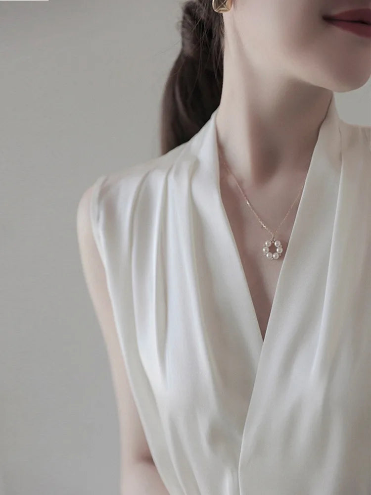 Chemise blanche sans manches de luxe pour femme, col en V, haut en satin, haut blanc en mousseline de soie, haut pour femme, super valeur